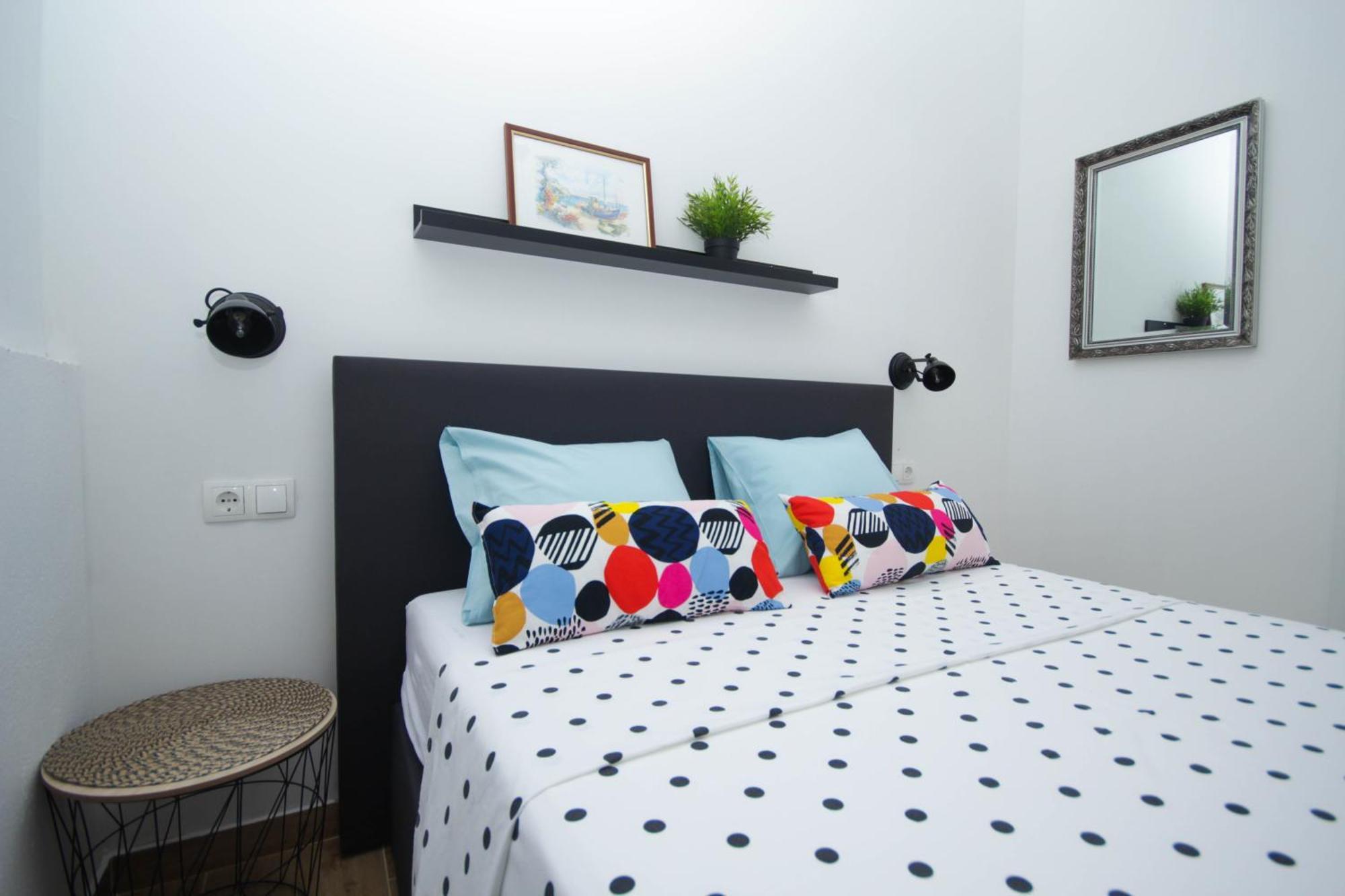 Lola'S Apartments Tribalj Екстериор снимка