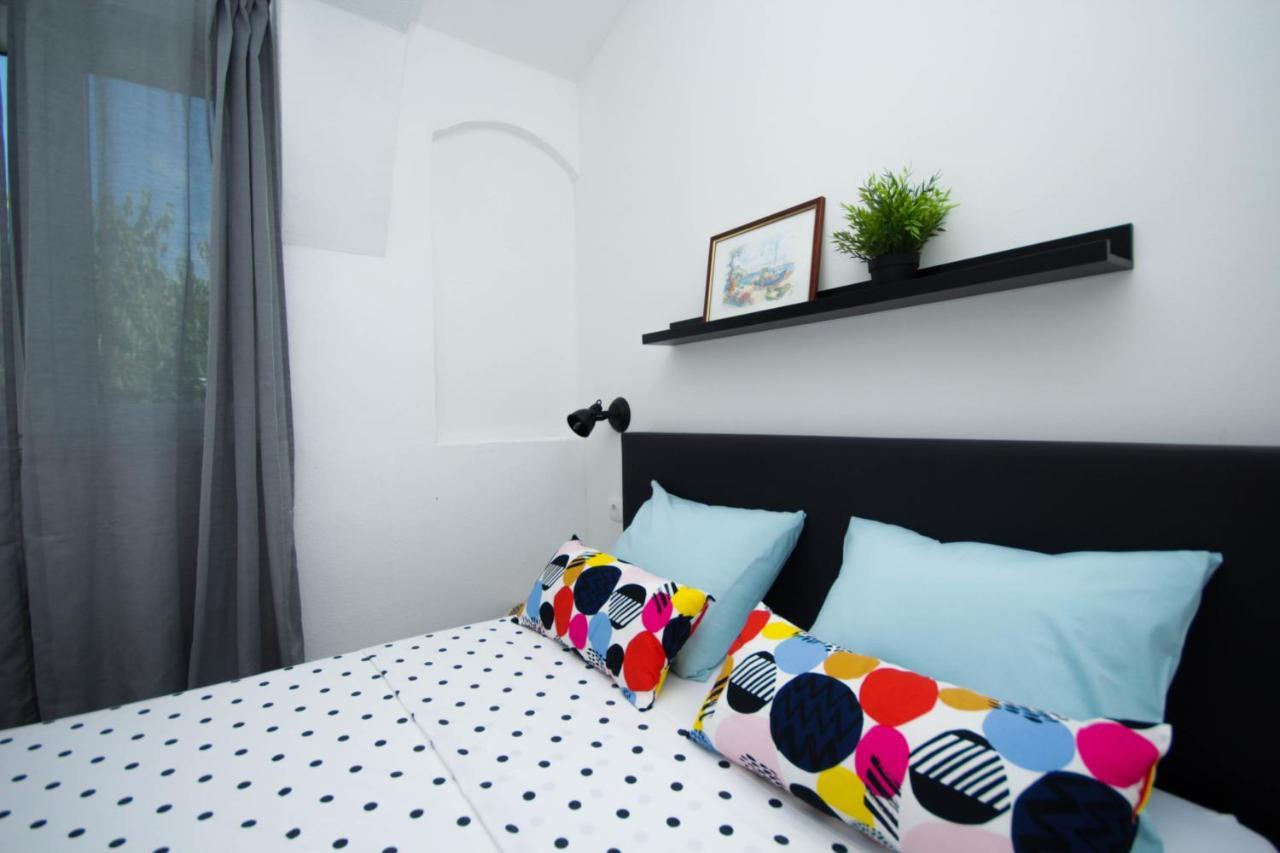Lola'S Apartments Tribalj Екстериор снимка
